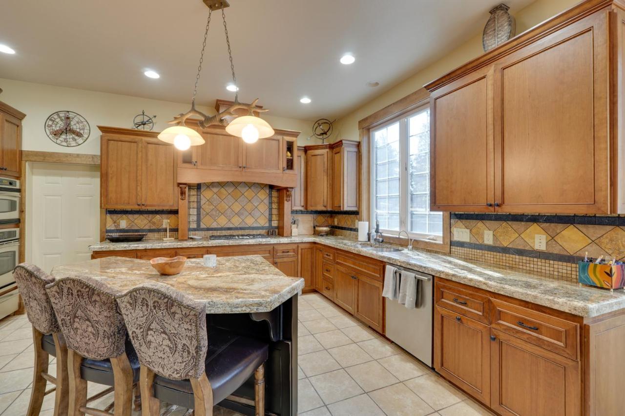 Klamath Falls Vacation Rental With Resort Amenities! Eksteriør billede